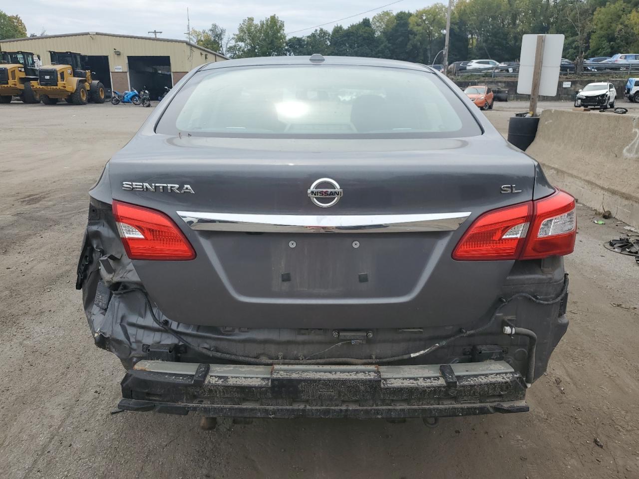 3N1AB7AP6JY317357 2018 Nissan Sentra S