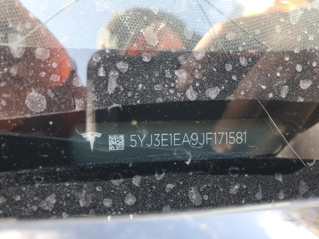 5YJ3E1EA9JF171581 2018 Tesla Model 3