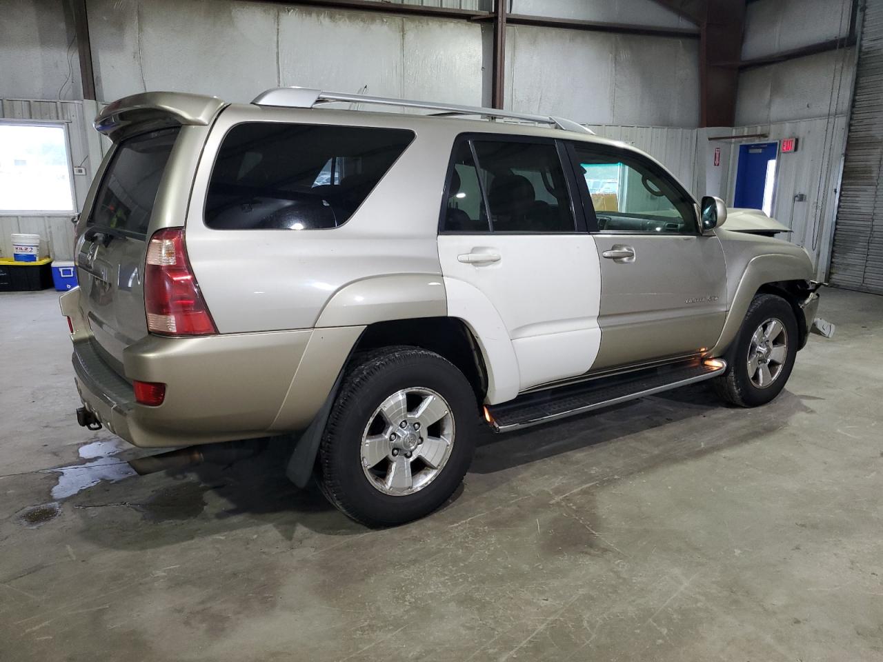 2004 Toyota 4Runner - Image 3