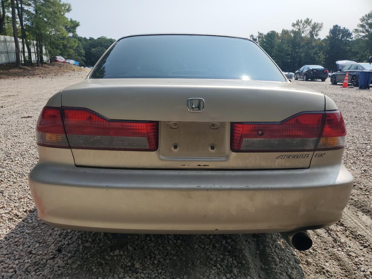 2002 Honda Accord - Image 6