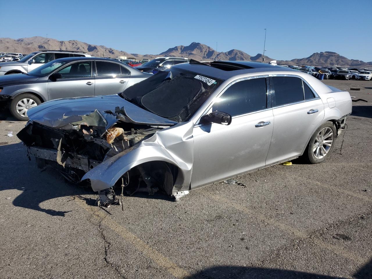North Las Vegas, NV에서 판매 중인 2017 Chrysler 300C - Front End