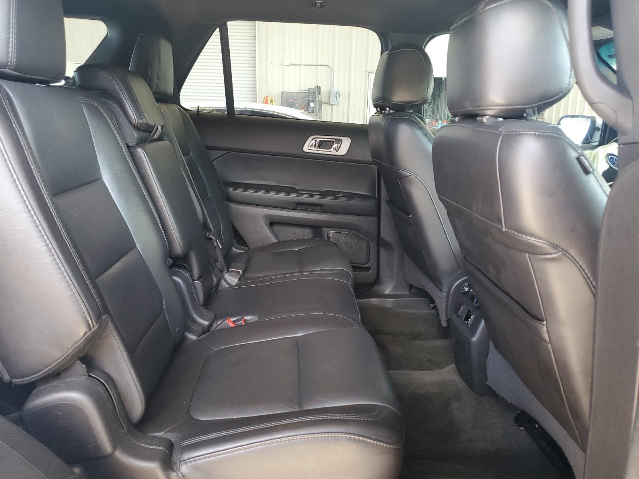 2014 Ford Explorer - Image 11
