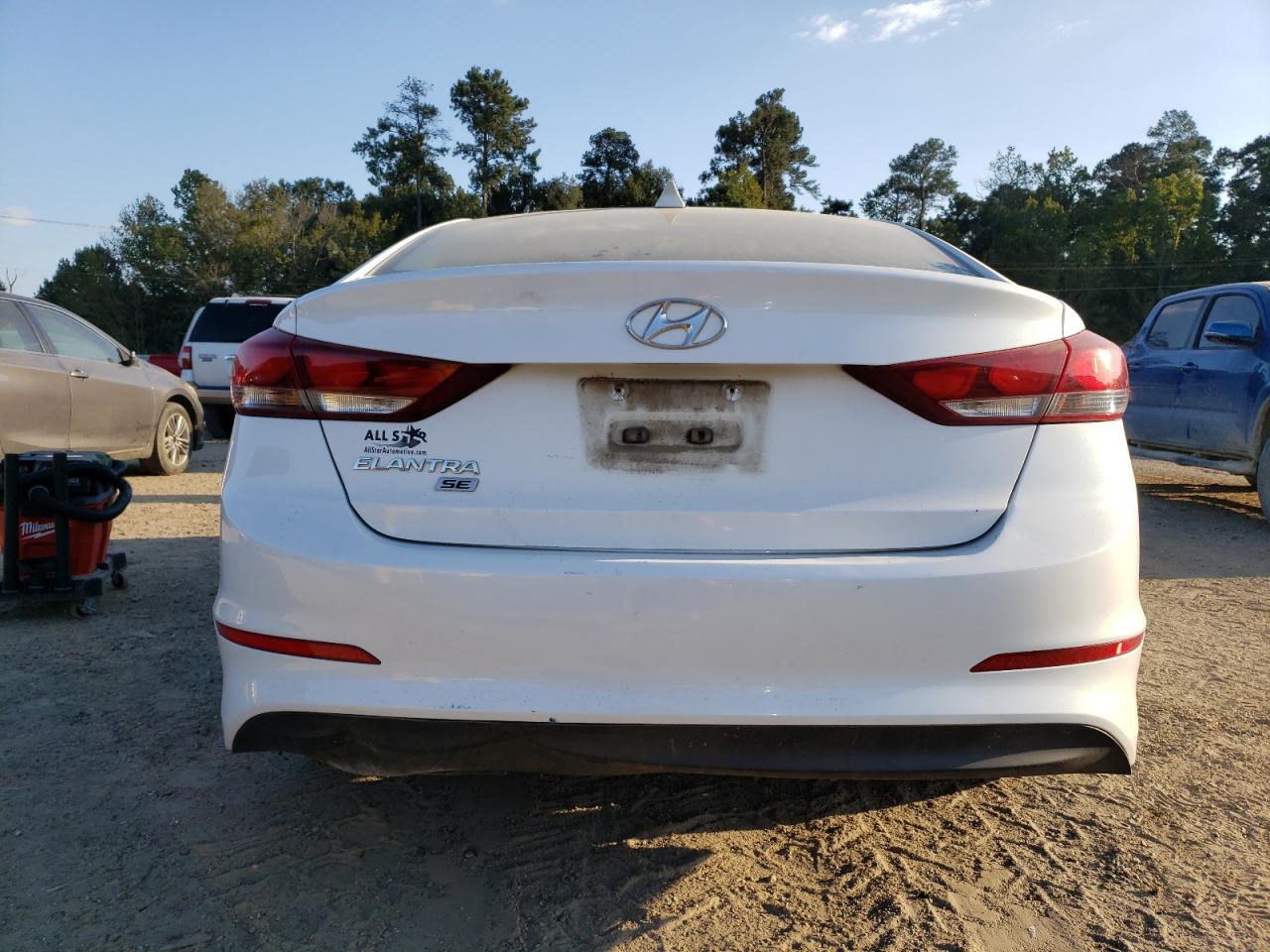 5NPD74LF5HH110870 2017 Hyundai Elantra Se