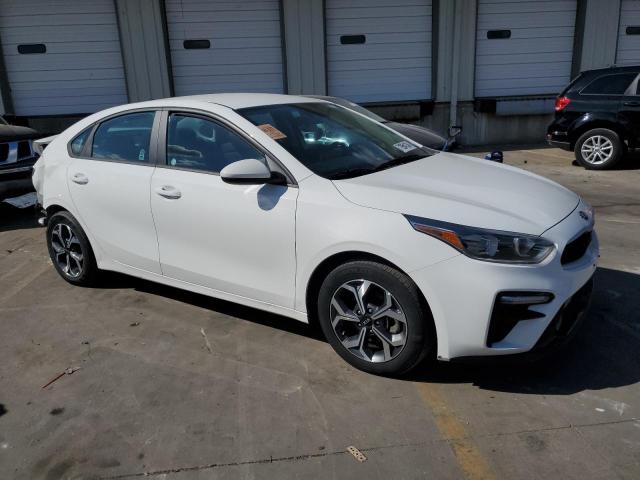 3KPF24AD8ME351779 Kia Forte FE 4