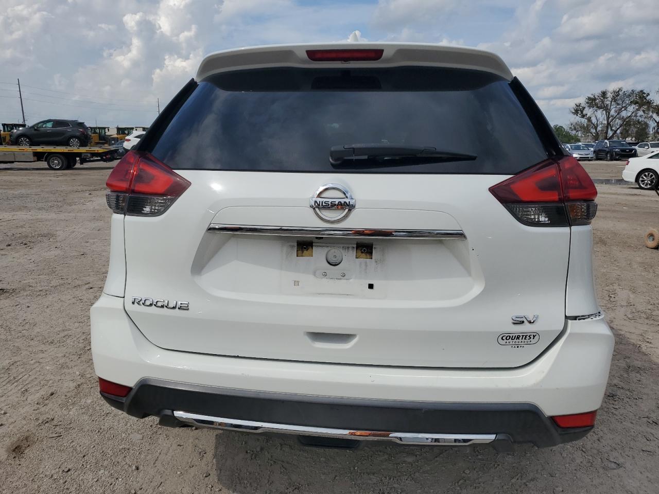 2018 Nissan Rogue S VIN: KNMAT2MT2JP522780 Lot: 71793624