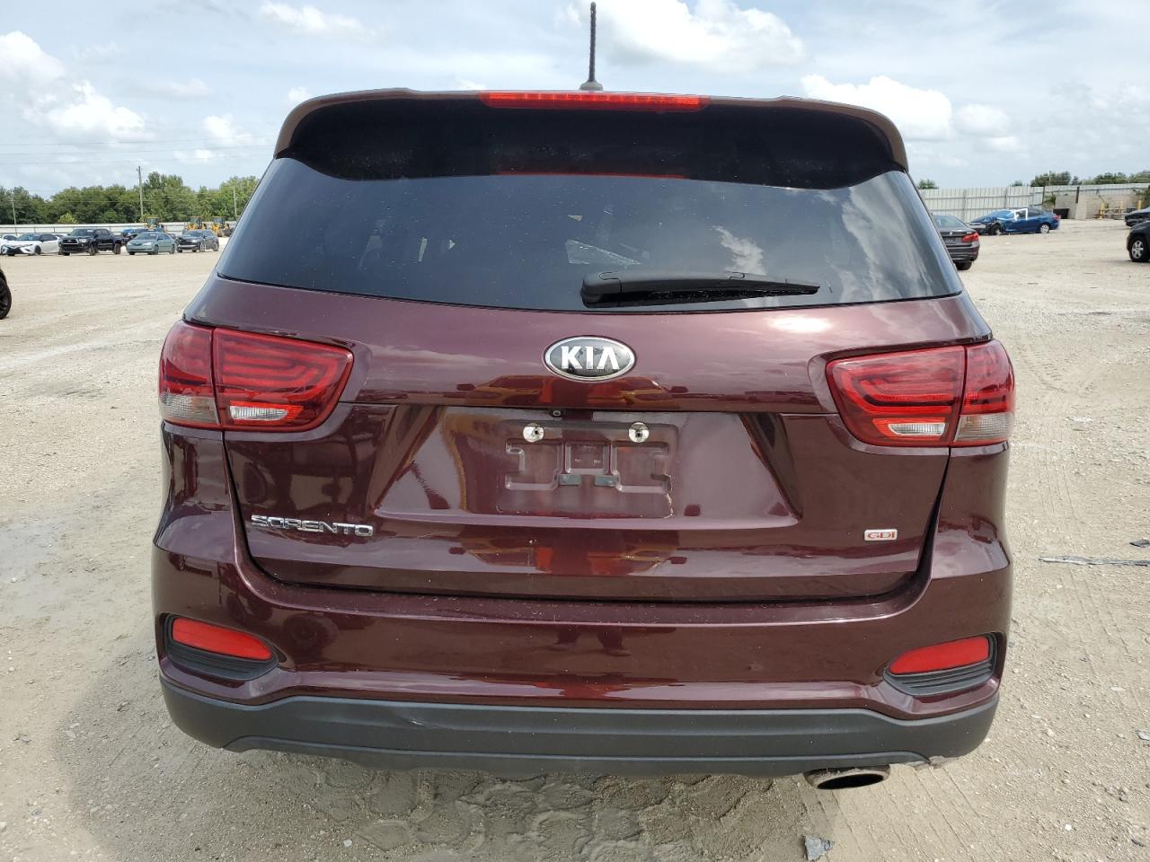 2019 Kia Sorento L VIN: 5XYPG4A3XKG517295 Lot: 73586544