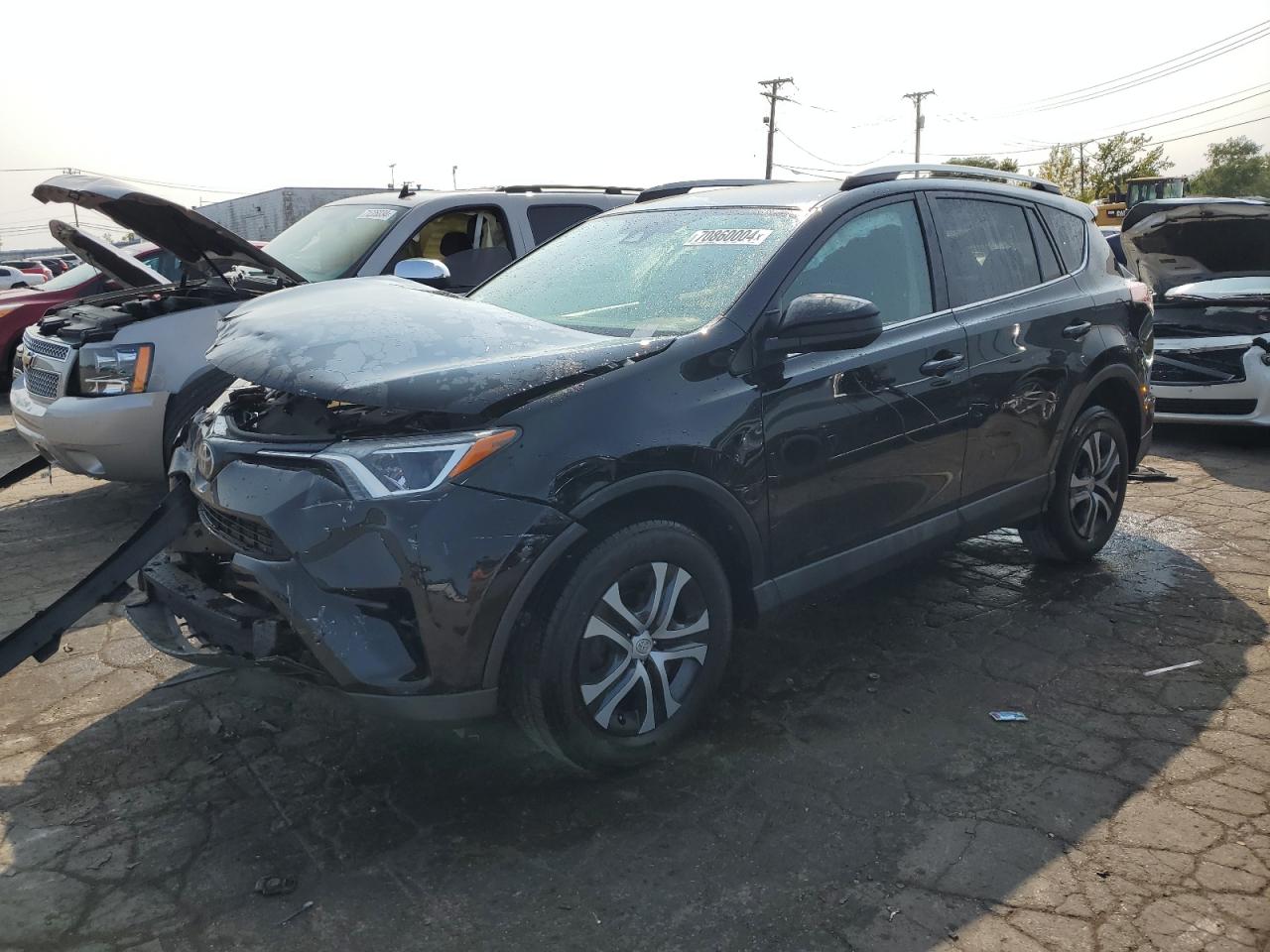 2T3ZFREV9HW347512 2017 TOYOTA RAV 4 - Image 1