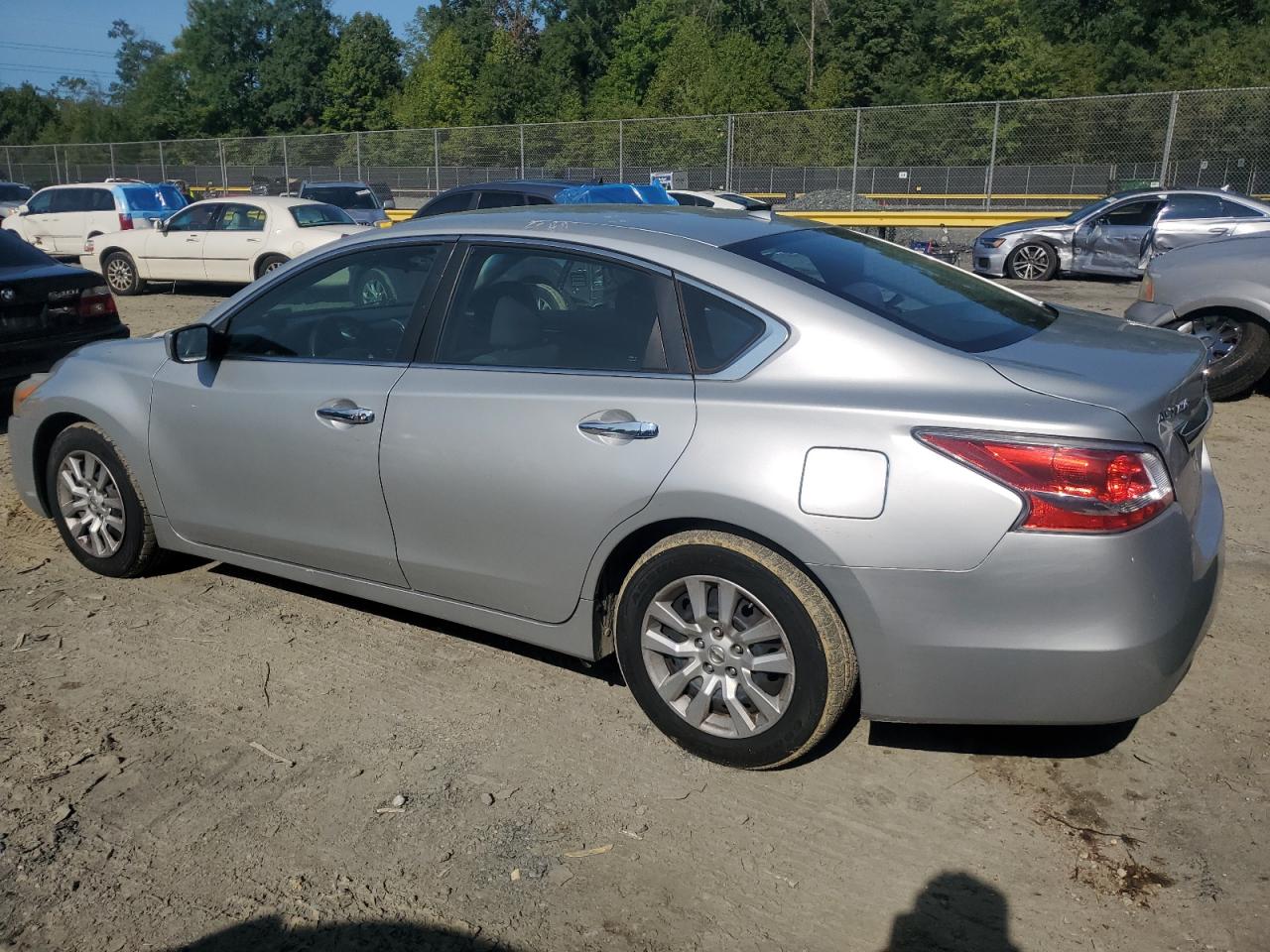 1N4AL3AP9FN323375 2015 NISSAN ALTIMA - Image 2