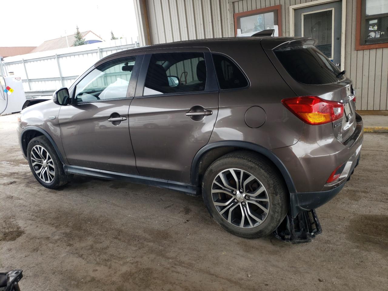 JA4AR3AUXJU023772 2018 Mitsubishi Outlander Sport Es