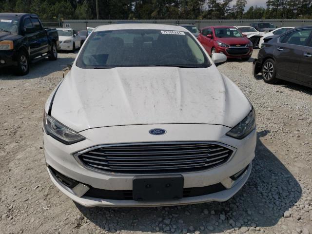  FORD FUSION 2018 Белы