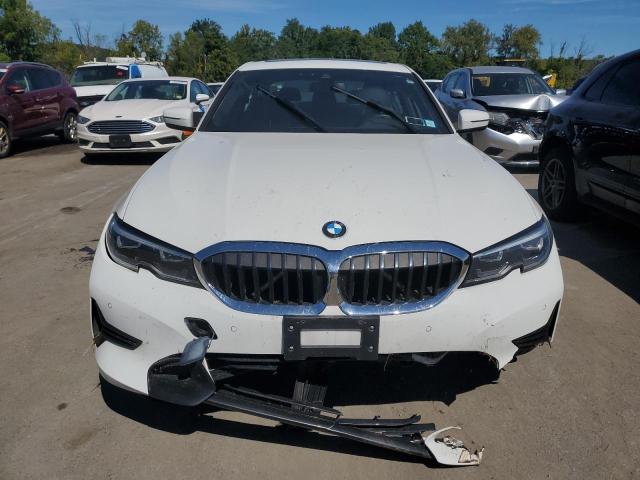 3MW5R7J05M8B95167 BMW 3 Series 330XI 5