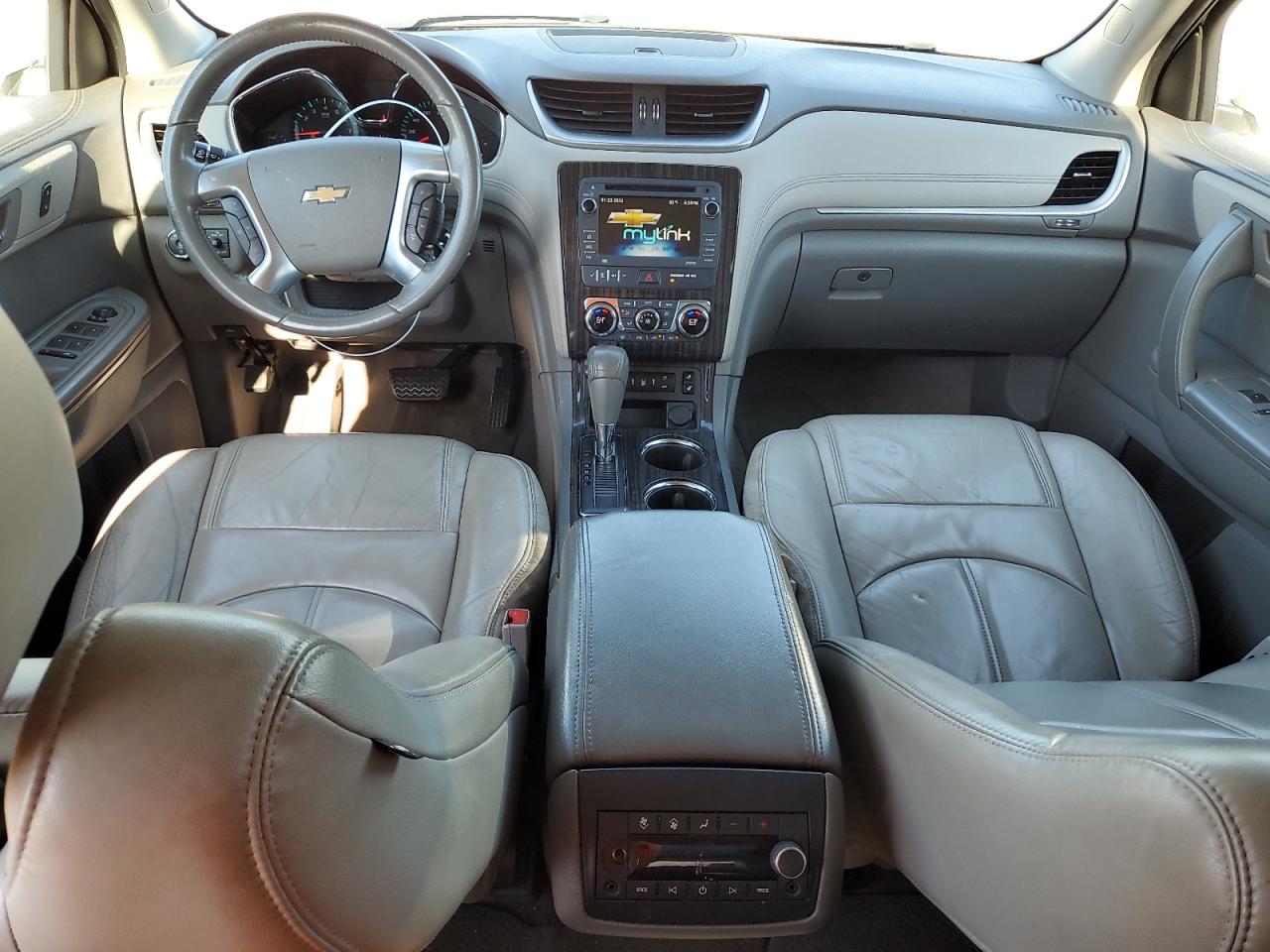 1GNKRHKDXEJ373679 2014 Chevrolet Traverse Lt