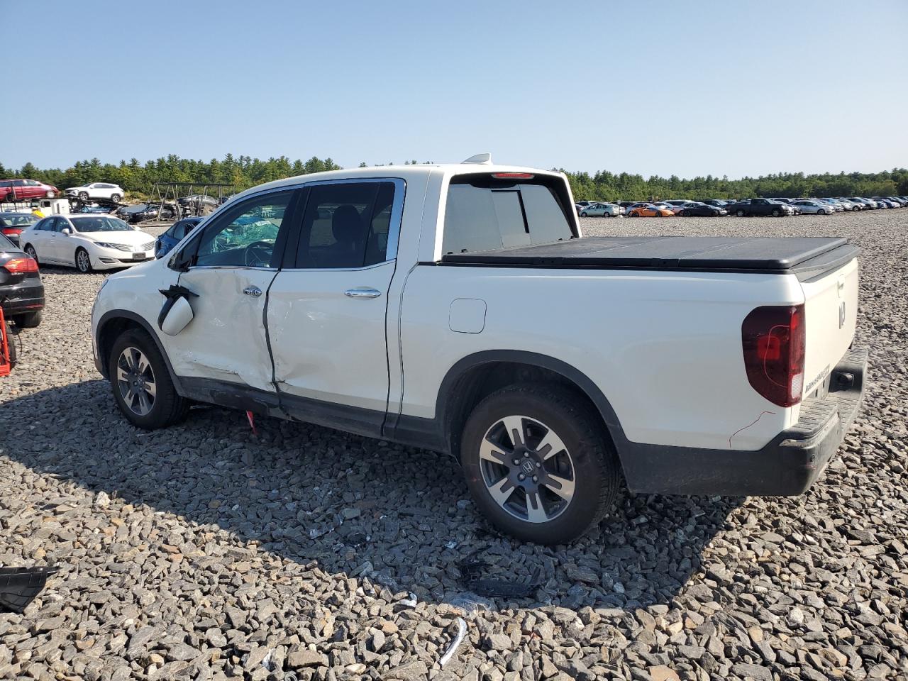 5FPYK3F7XJB007356 2018 HONDA RIDGELINE - Image 2