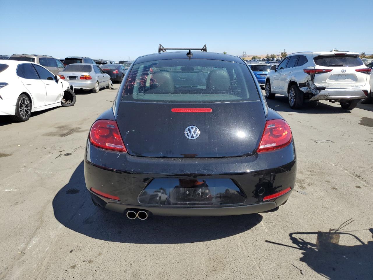 3VWJ17ATXEM634386 2014 Volkswagen Beetle