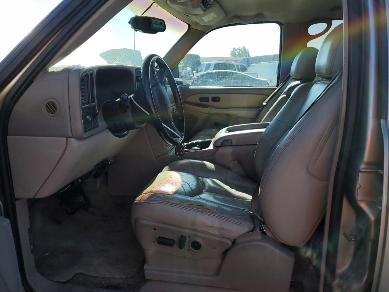 2003 Chevrolet Suburban C1500 VIN: 3GNEC16T83G219798 Lot: 73241684