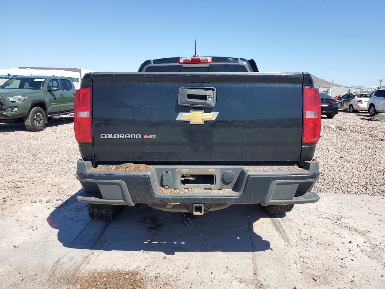 1GCGTDEN8J1199831 2018 Chevrolet Colorado Z71