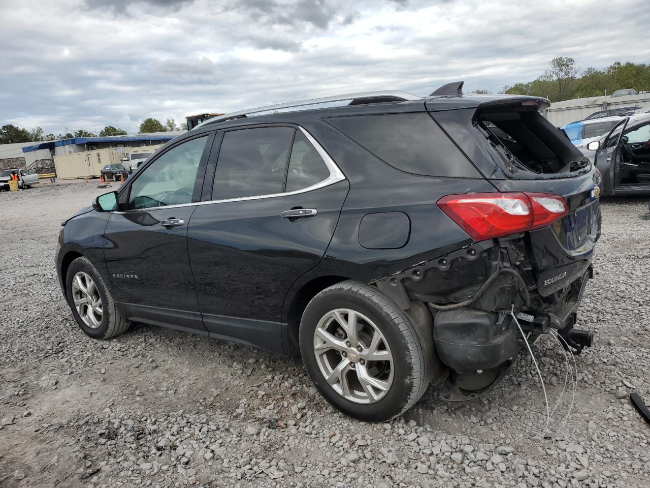 3GNAXREU6KL265065 2019 CHEVROLET EQUINOX - Image 2