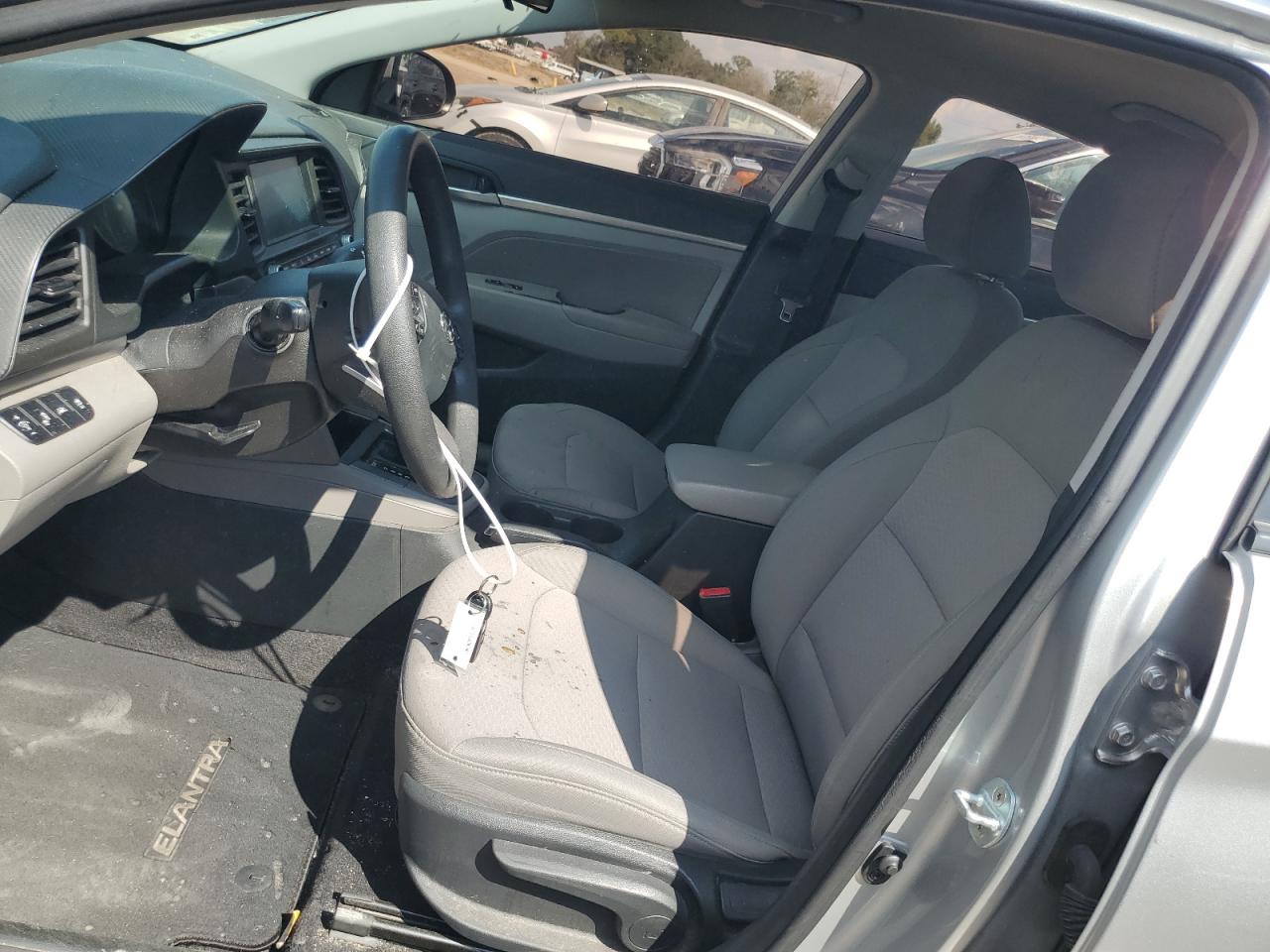 2020 Hyundai Elantra Sel VIN: 5NPD84LF9LH586903 Lot: 72560004