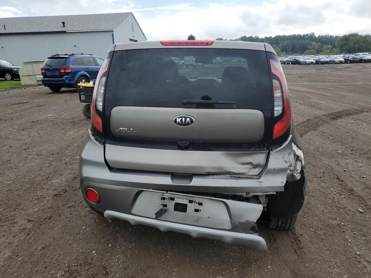 KNDJP3A54K7005076 2019 Kia Soul +