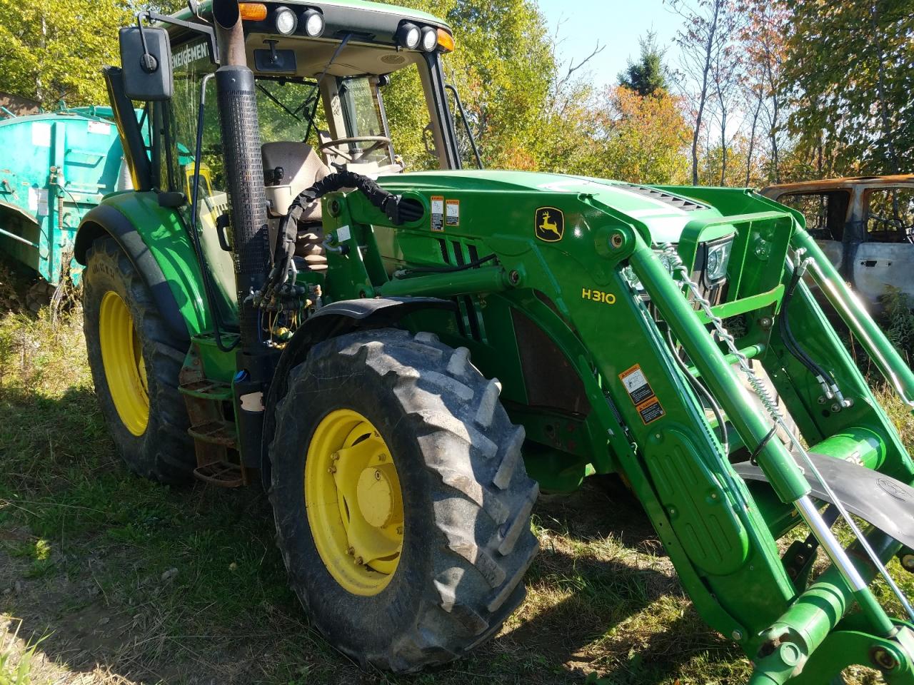 2013 John Deer Gator for Sale in Montreal-est, QC - Side