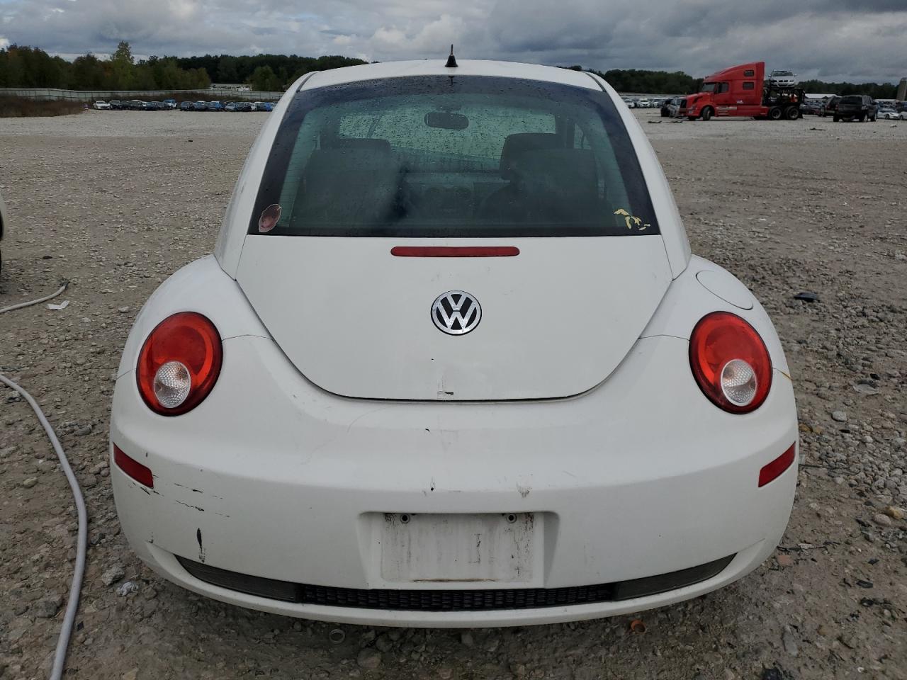 2010 Volkswagen New Beetle VIN: 3VWPG3AG7AM013301 Lot: 72914554