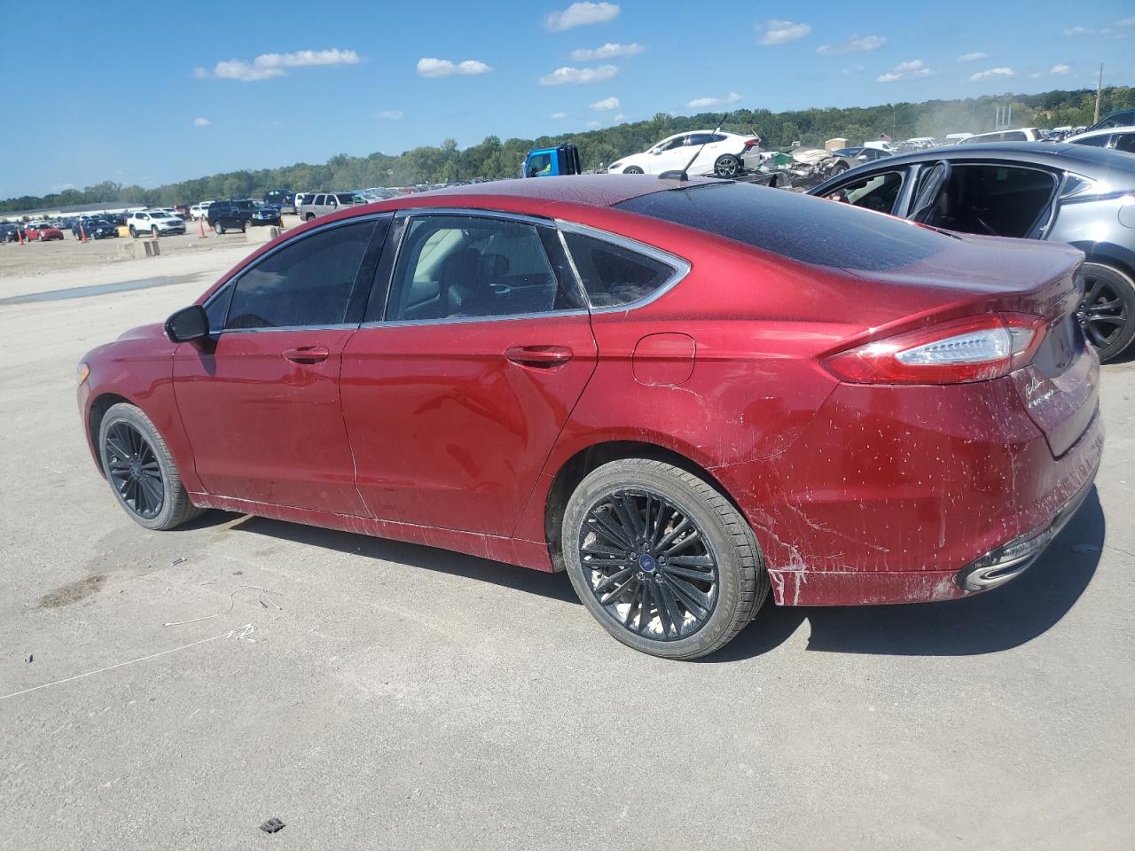 2016 Ford Fusion - Image 2