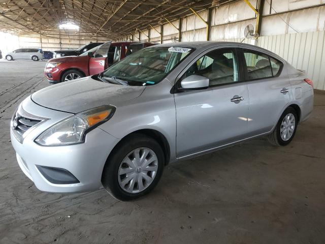 Sedans NISSAN VERSA 2016 Srebrny