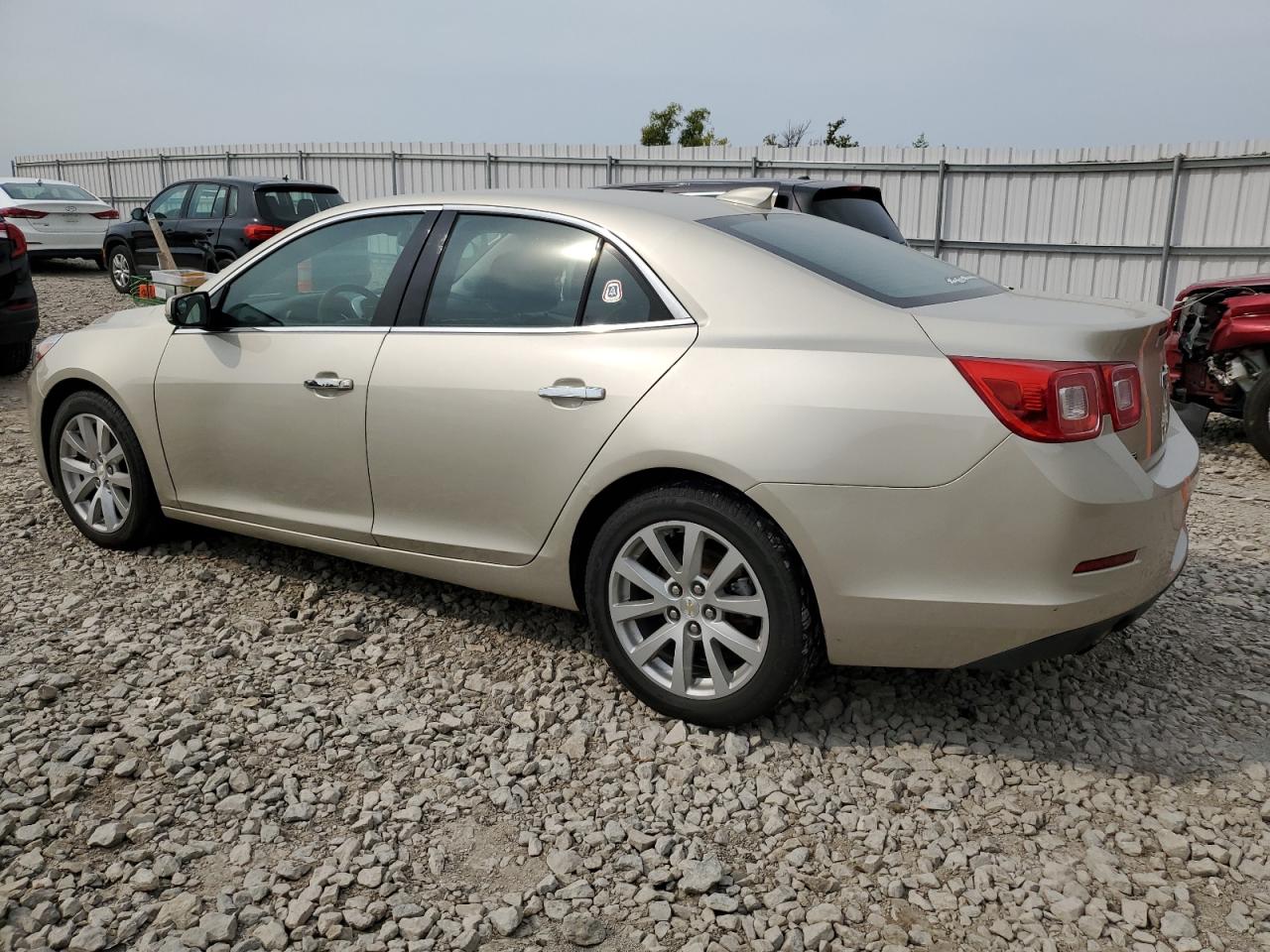 VIN 1G11F5SL3FF311458 2015 CHEVROLET MALIBU no.2