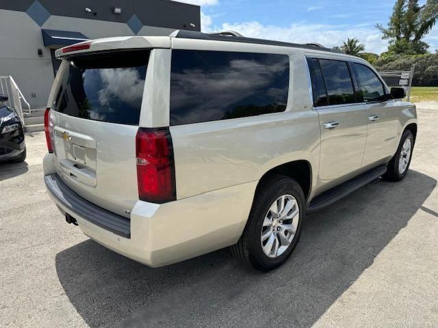 Паркетники CHEVROLET SUBURBAN 2016 tan