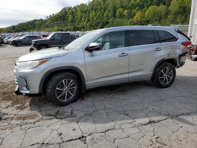  TOYOTA HIGHLANDER 2018 Серебристый