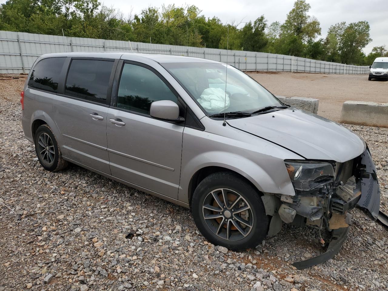 2016 Dodge Caravan - Image 4