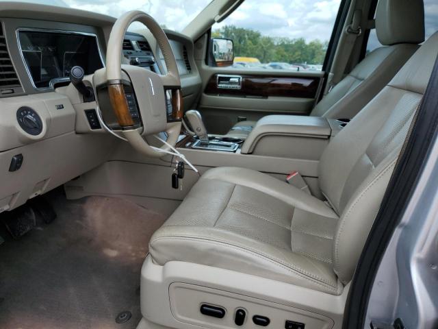  LINCOLN NAVIGATOR 2014 Серебристый