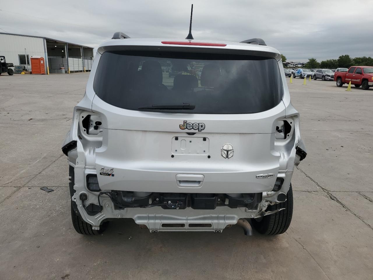 ZACCJABB4JPJ18365 2018 Jeep Renegade Latitude