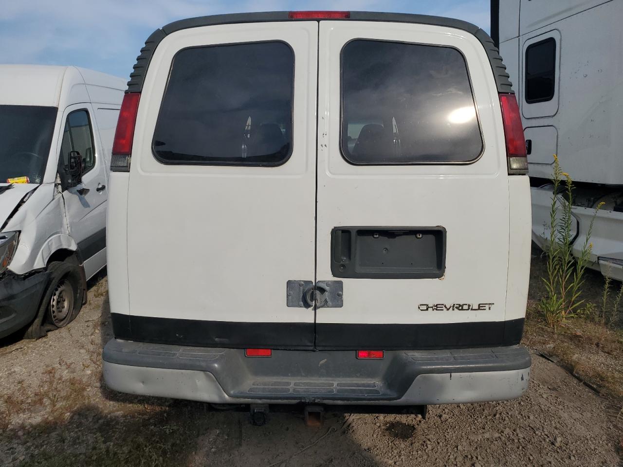 2002 Chevrolet Express G3500 VIN: 1GCHG35R721244748 Lot: 77873624