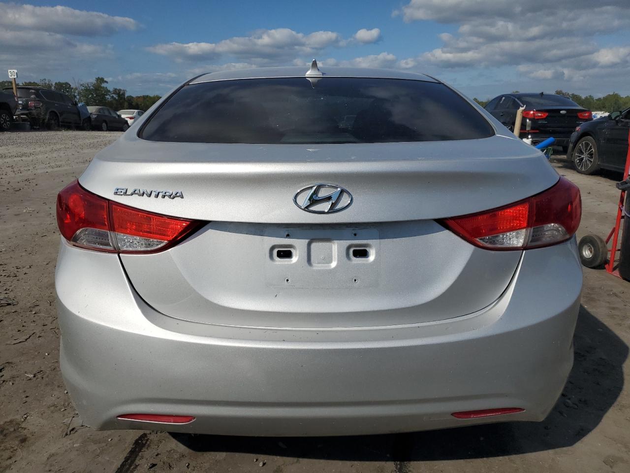 KMHDH4AE9DU521224 2013 Hyundai Elantra Gls