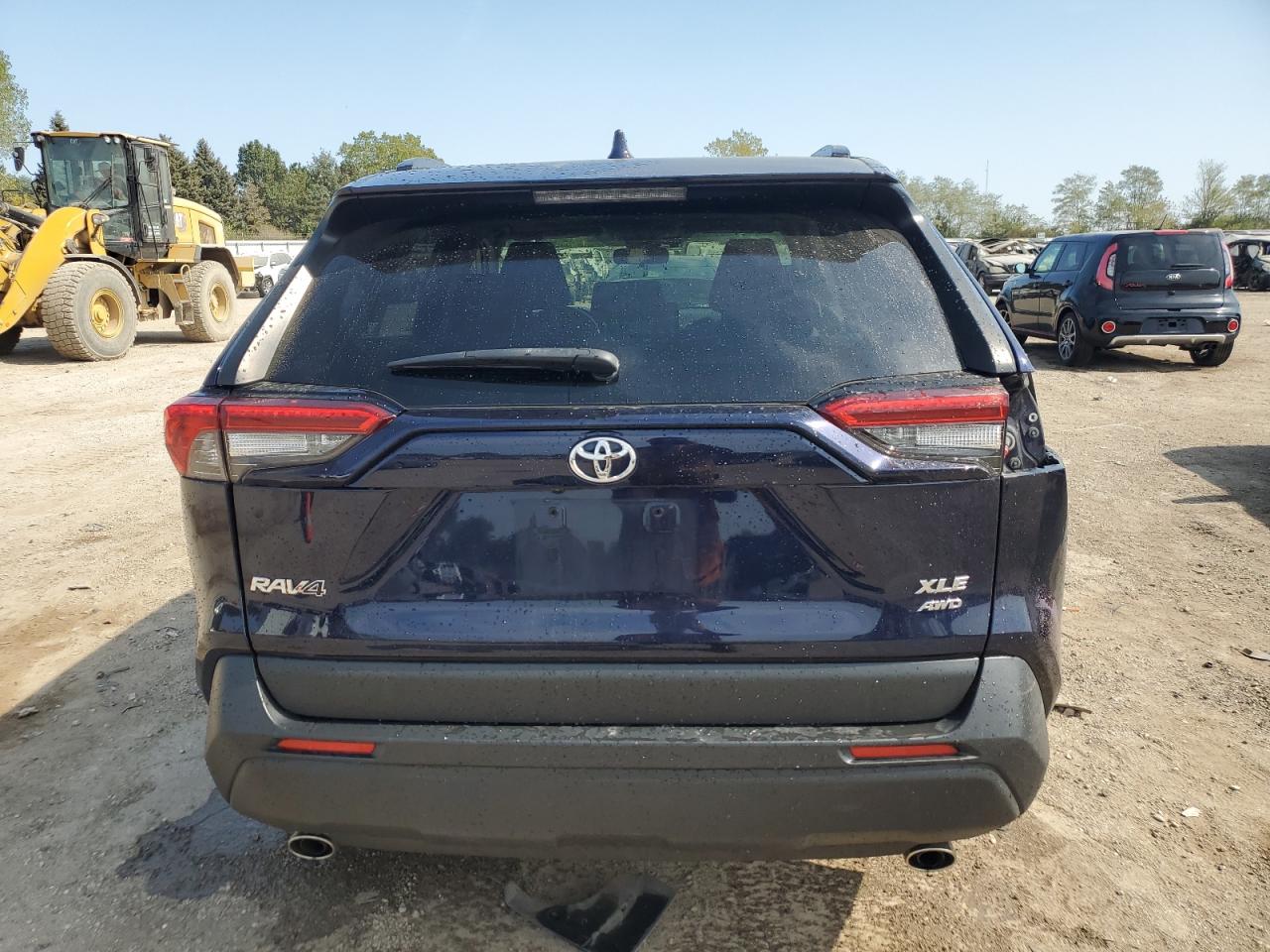 2020 Toyota Rav4 Xle VIN: JTMP1RFV5LD530402 Lot: 71781614