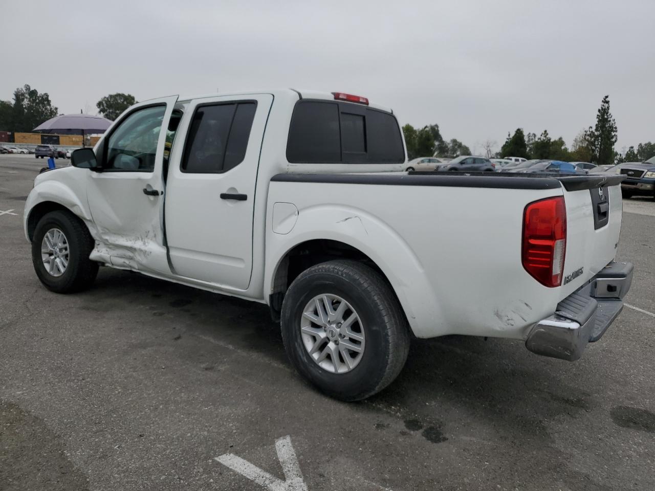 1N6AD0ER5KN713463 2019 NISSAN NAVARA - Image 2