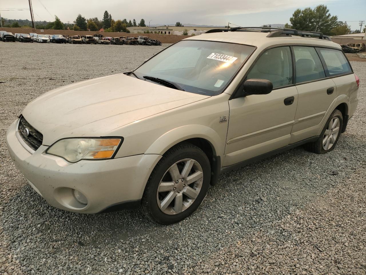 2006 Subaru Legacy Outback 2.5I na sprzedaż w Mentone, CA - Minor Dent/Scratches