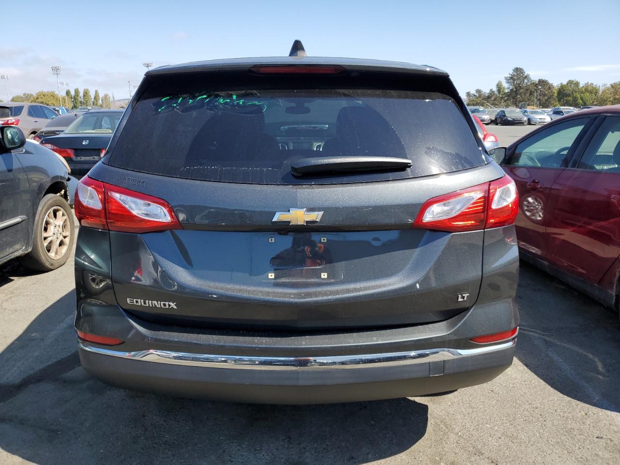 2GNAXJEV2J6294642 2018 Chevrolet Equinox Lt