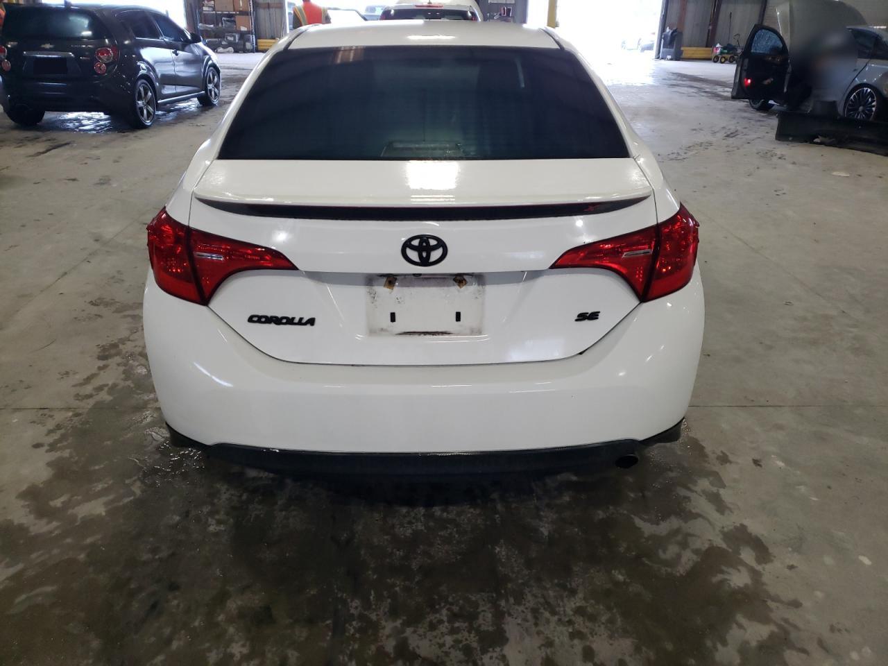 2T1BURHE5HC885945 2017 Toyota Corolla L