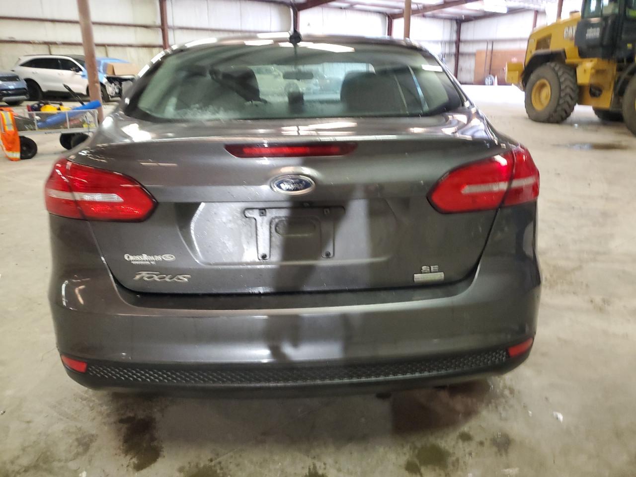 2018 Ford Focus Se VIN: 1FADP3FE2JL242862 Lot: 73222364