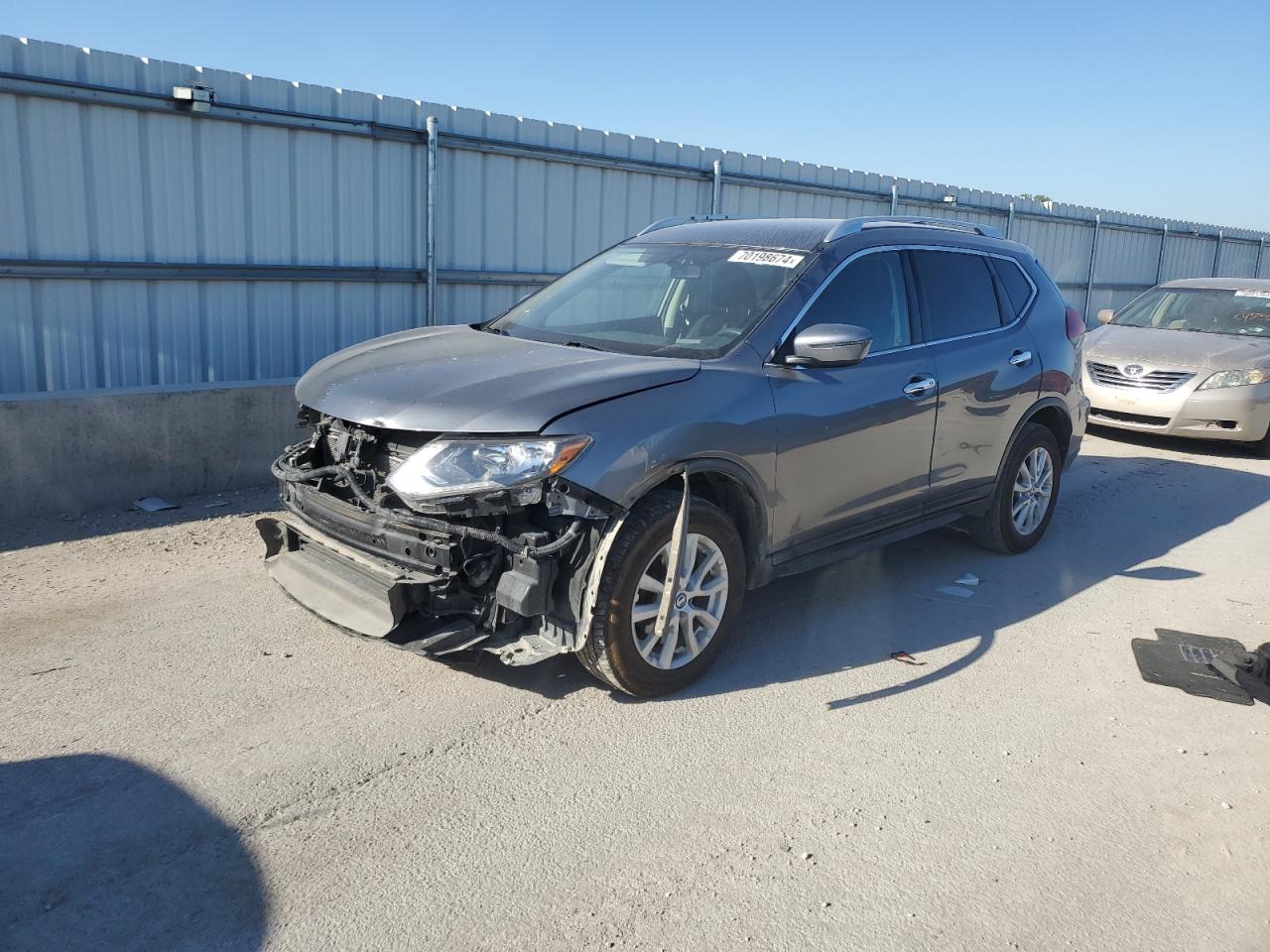 2018 Nissan Rogue S VIN: KNMAT2MV5JP532690 Lot: 70198674