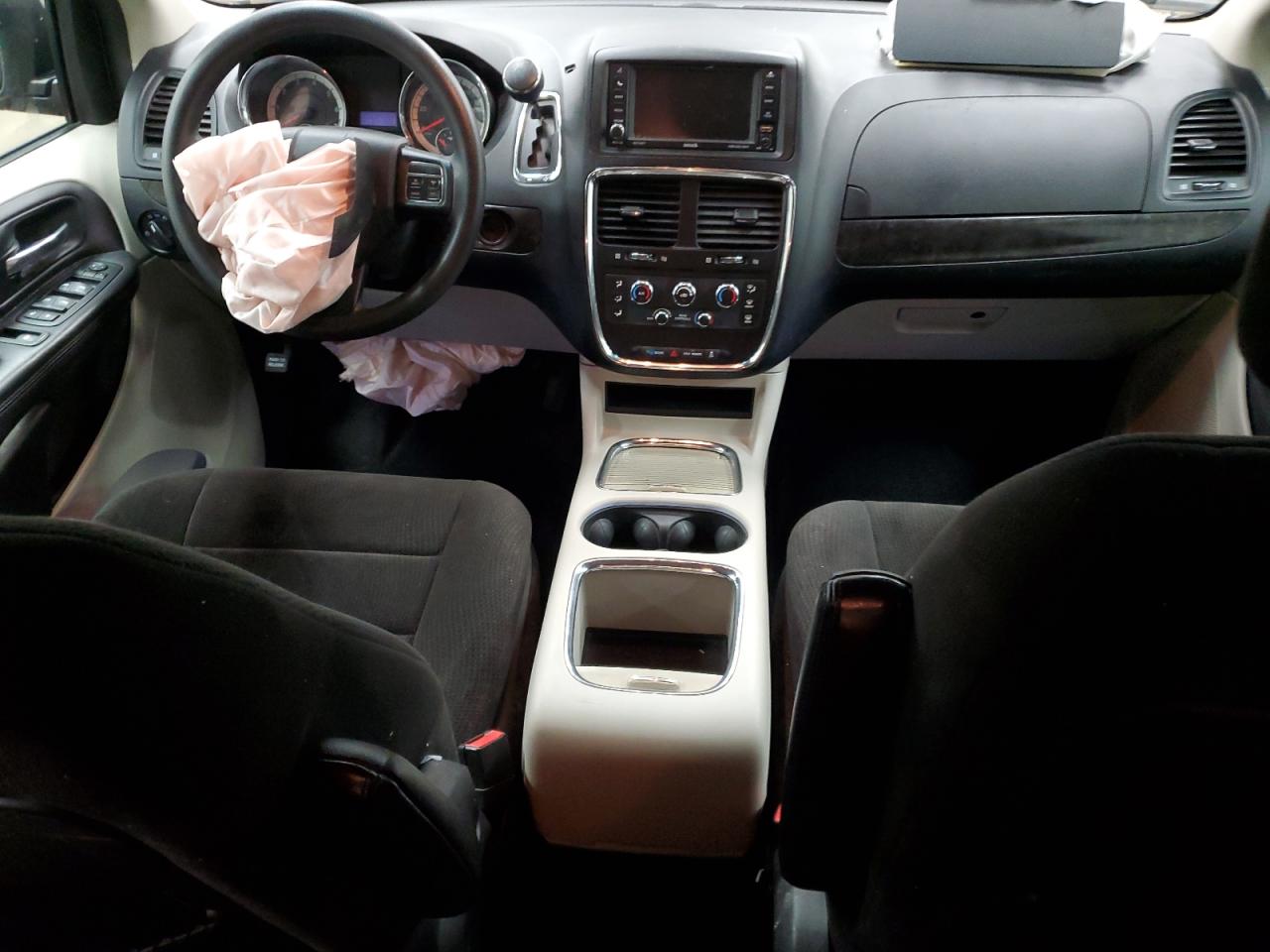 2013 Dodge Caravan - Image 8