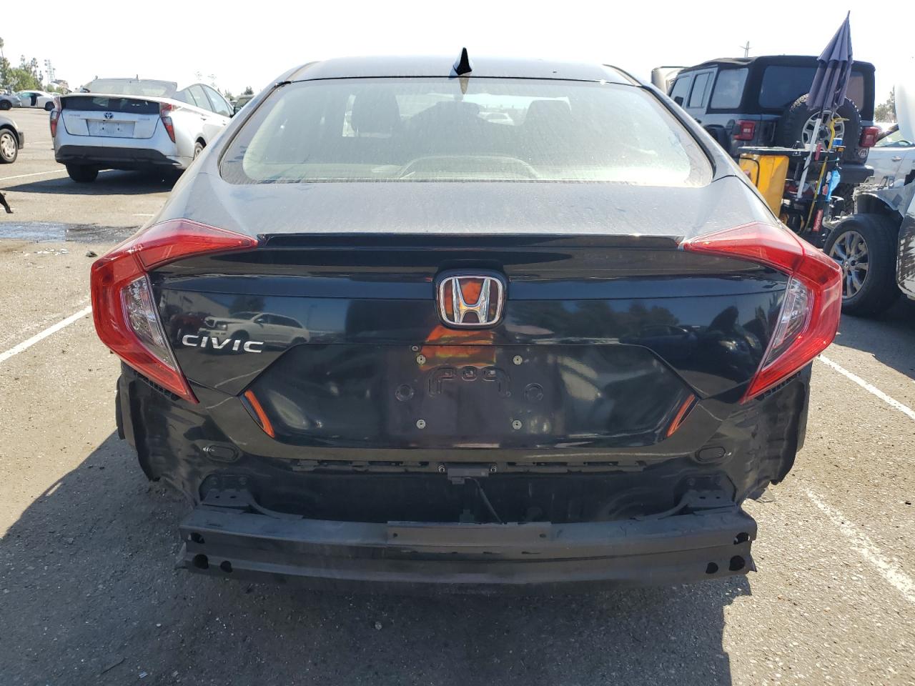 2018 Honda Civic Ex VIN: JHMFC1F37JX021508 Lot: 72081594