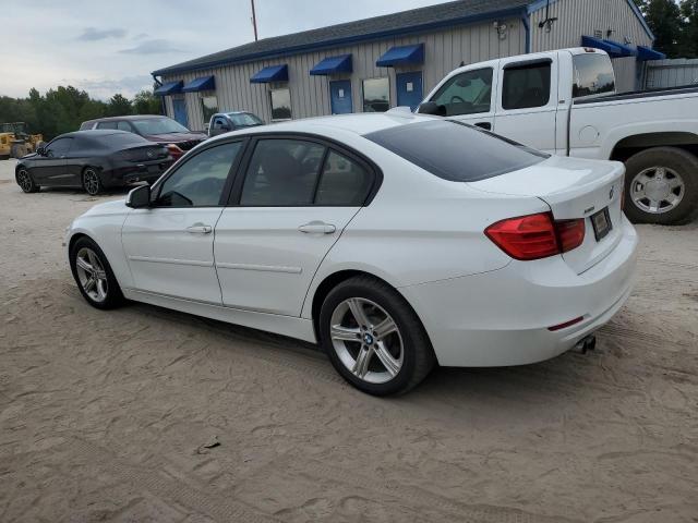 Седани BMW 3 SERIES 2013 Білий