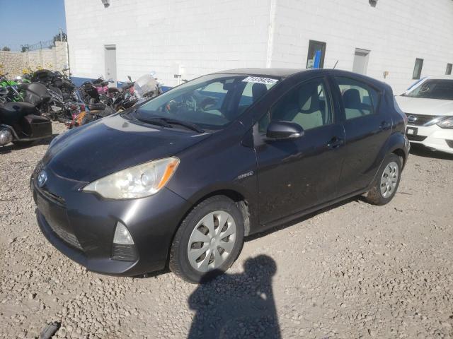 2014 Toyota Prius C 