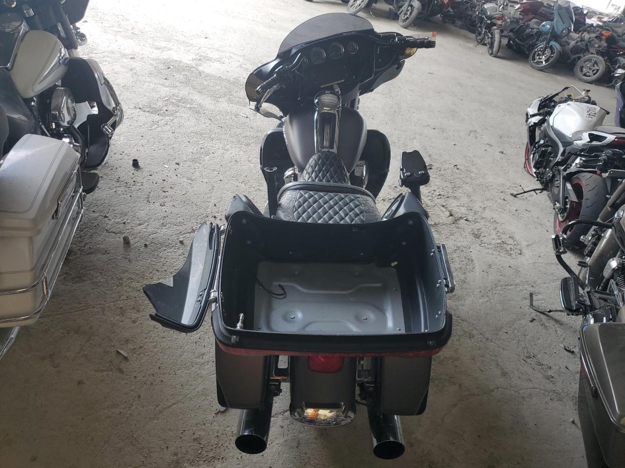 2017 Harley-Davidson Flhtk Ultra Limited VIN: 1HD1KED19HB611982 Lot: 72071524