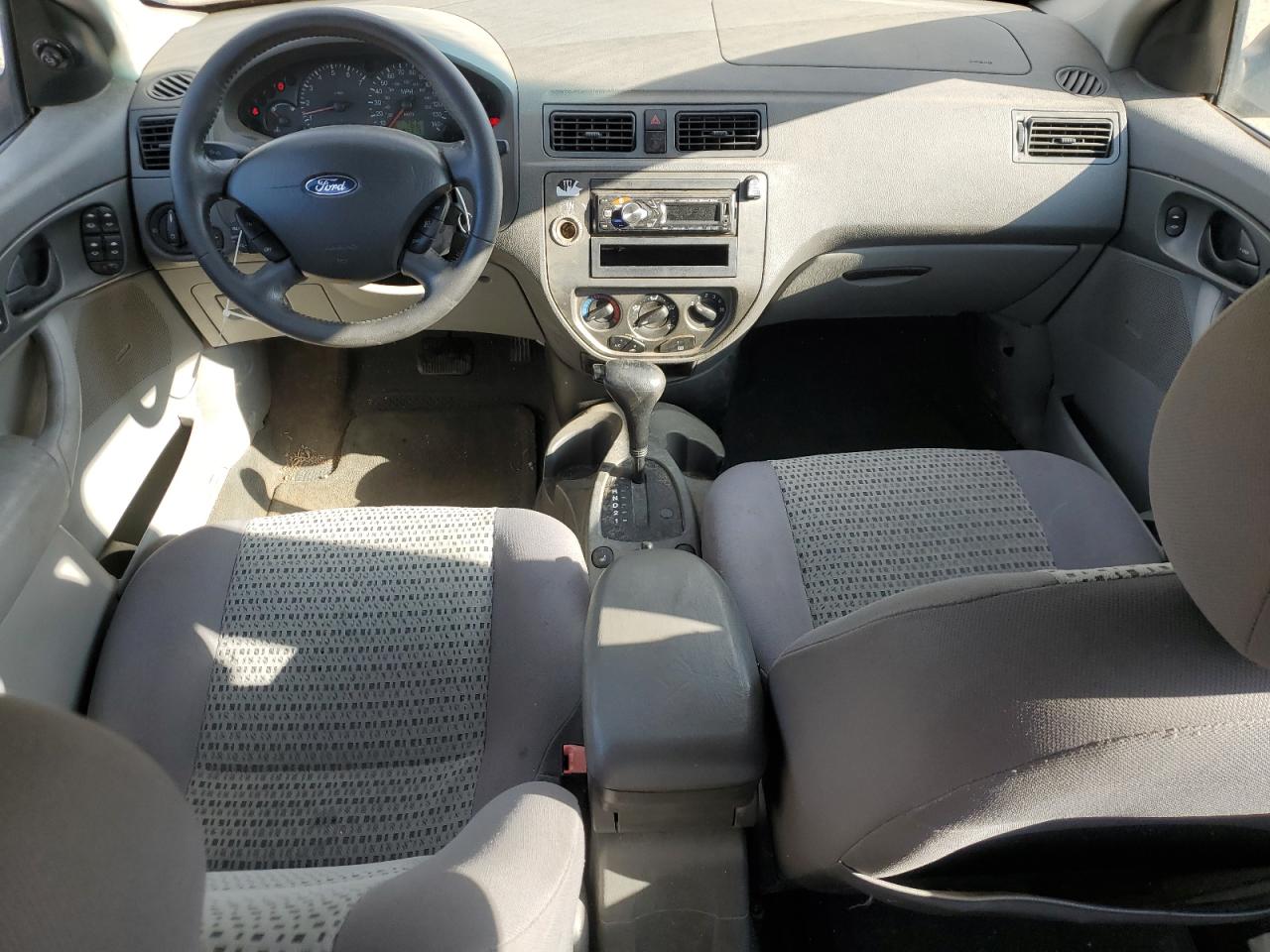 1FAHP34N25W115683 2005 Ford Focus Zx4