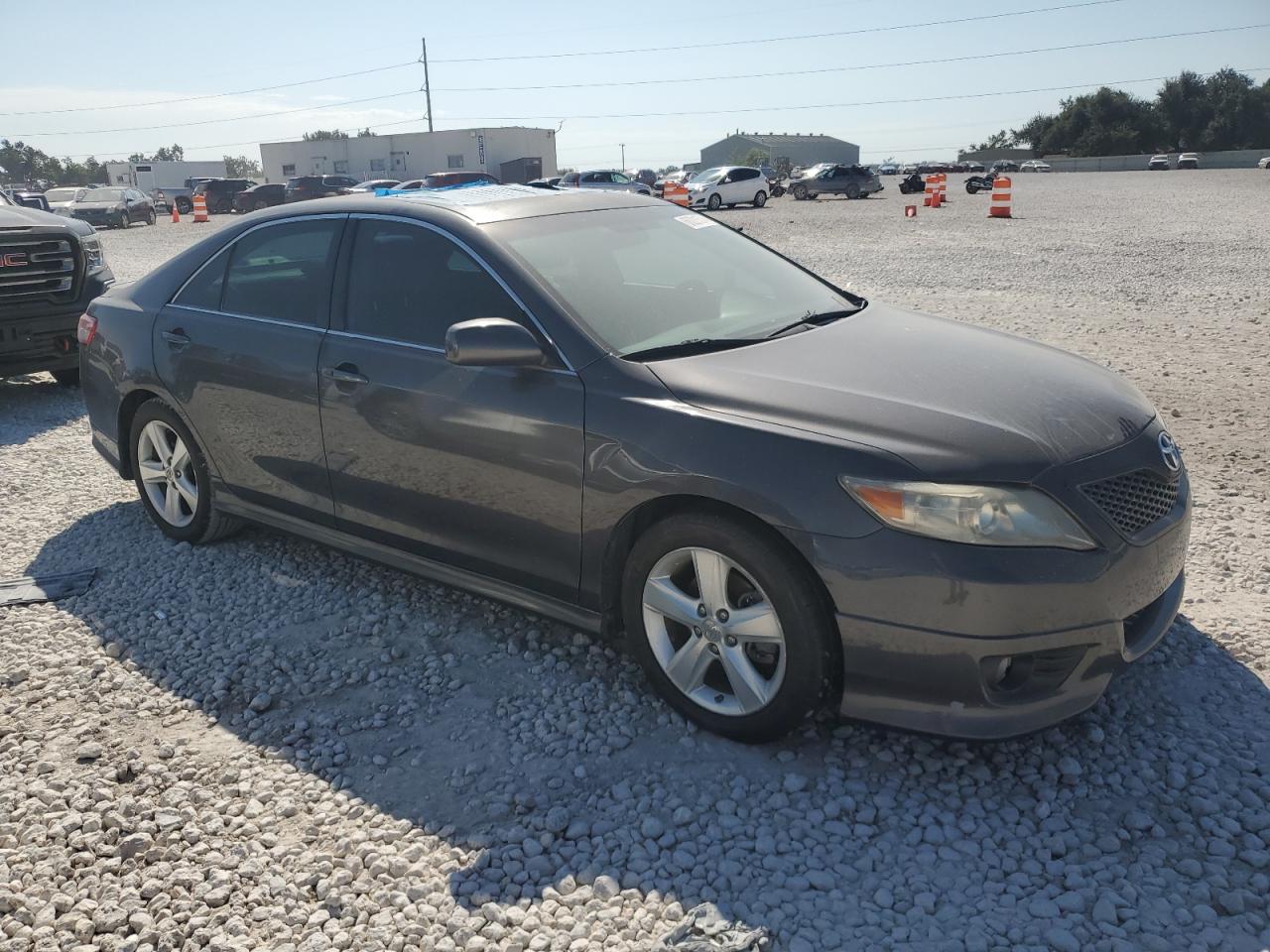 2011 Toyota Camry - Image 4