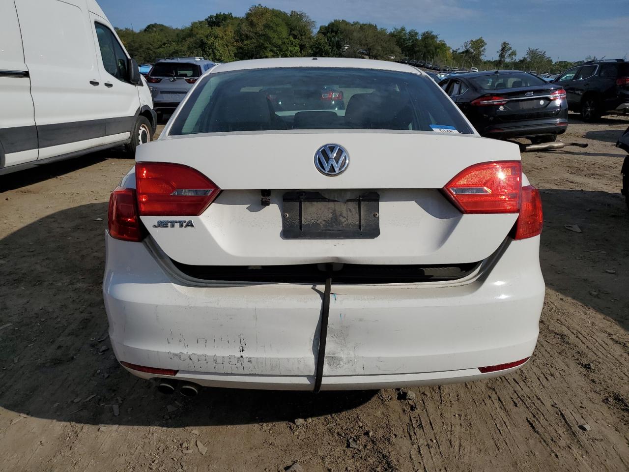 3VW1K7AJXBM372294 2011 Volkswagen Jetta Base